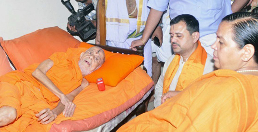 Union Minister for Drinking Water and Sanitation,  Uma Bharathi visited Pejawar Mutt on January 24, Wednesday and enquired about the health